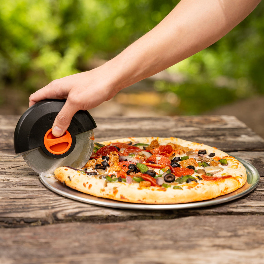 Blackstone Pizza Accessorize Palm Pizza Cutter