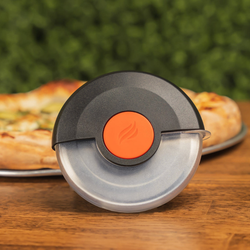 Blackstone Pizza Accessorize Palm Pizza Cutter